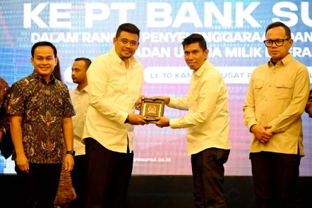 Gubernur Bobby Nasution Harapkan Kunker DPR RI Berdampak Positif Bagi Pengembangan Bank Sumut