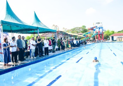 Kompetisi Renang Pelajar Dibuka, Empat Atlet Terbaik Diberangkatkan Ke Malaysia