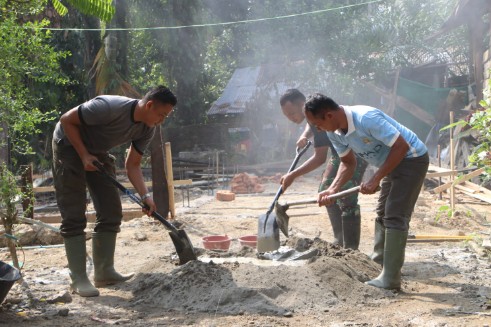 RTLH Milik Cut Farida di Desa Alue Canang Mulai Berdinding, Satgas TMMD Tunjukkan Progres Nyata