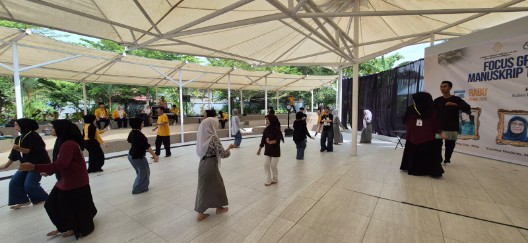 Muhdi Kurnia Bawa Manuskrip Tari Melayu 1957 Ke Era Digital