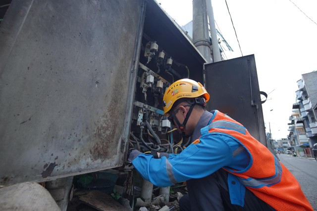Hore..Hore..!!! PLN Sumut Berhasil Pulihkan Sistem Kelistrikan : 4,8 Juta Pelanggan Kembali Menyala
