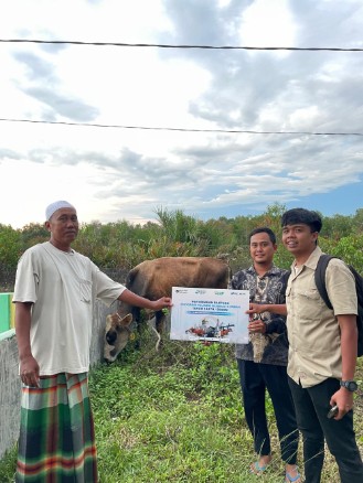 Pelindo Regional 1 Serahkan Hewan Qurban Ke Masjid Sekitar Pelabuhan