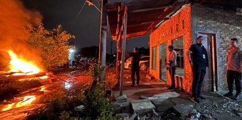 280 Personel Gabungan Polrestabes Medan Obrak-abrik Barak Narkoba dan Judi di Jermal