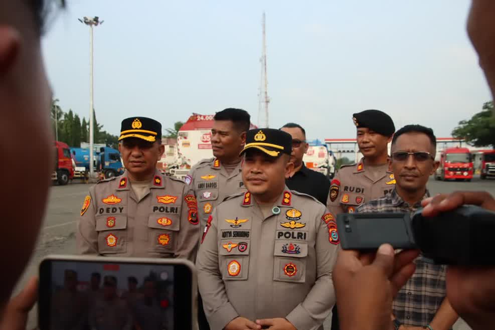 Polisi Pastikan Distribusi BBM Ke SPBU di Sumut Berjalan Lancar