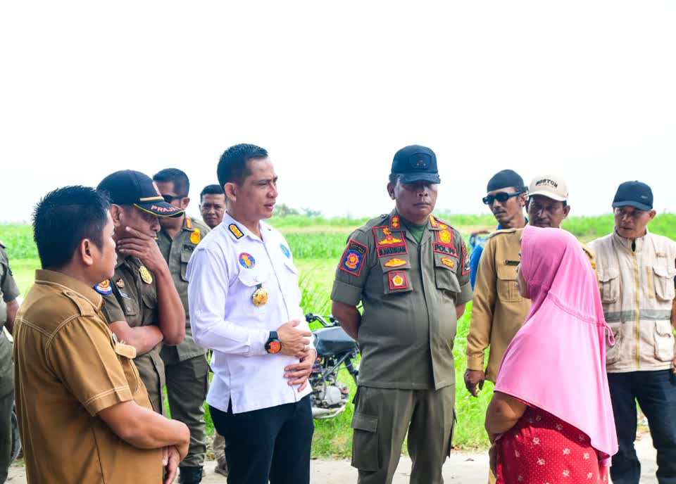 Kepala BNNK Deli Serdang Pimpin Pembongkaran Kafe Cantik di Bantaran Sungai Ular Pasca Temuan Penyalahgunaan Narkoba