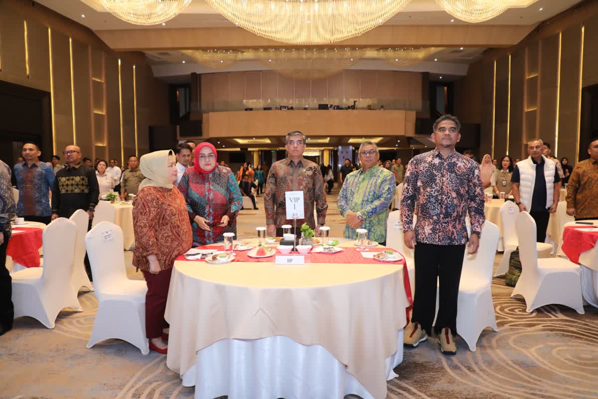 Menaker Tegaskan Produktivitas dan Pelindungan Pekerja Perkuat Daya Saing Tenaga Kerja