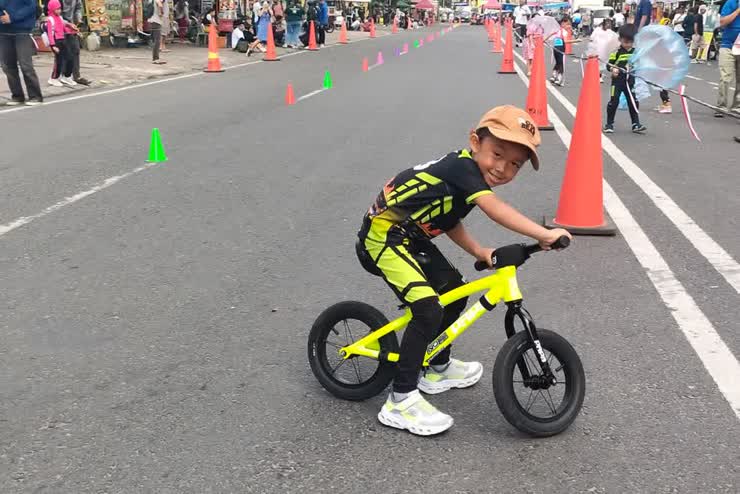 Rico Waas Pesankan Sportivitas dan Semangat Pantang Menyerah di BMX Drag Bike Piala Wali Kota Medan 2026
