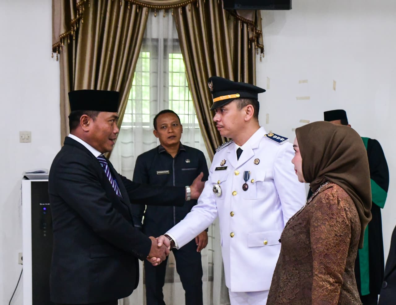 Wabup Deli Serdang Lantik 25 Pejabat, Tekankan Pelayanan Publik yang Cepat dan Humanis