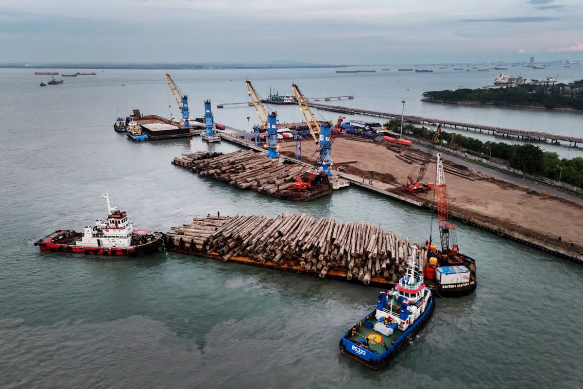 Pelindo Multi Terminal Catat Kinerja Positif pada Semester I Tahun 2026