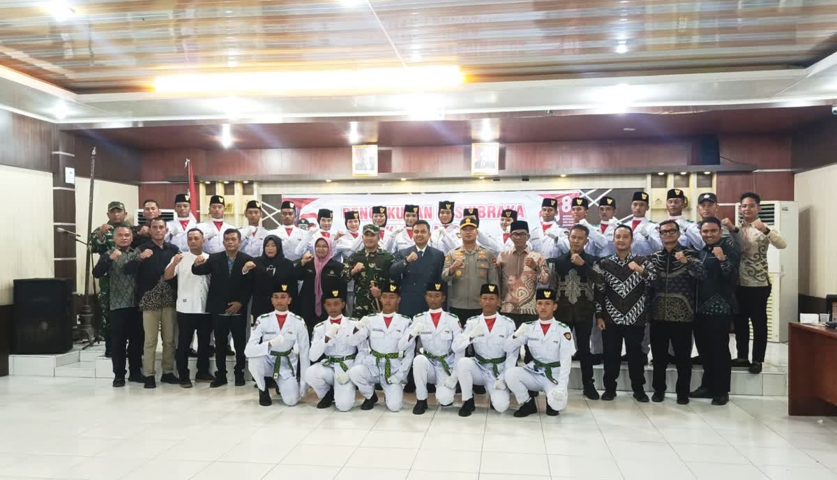 Walikota Langsa Kukuhkan 22 Paskibraka