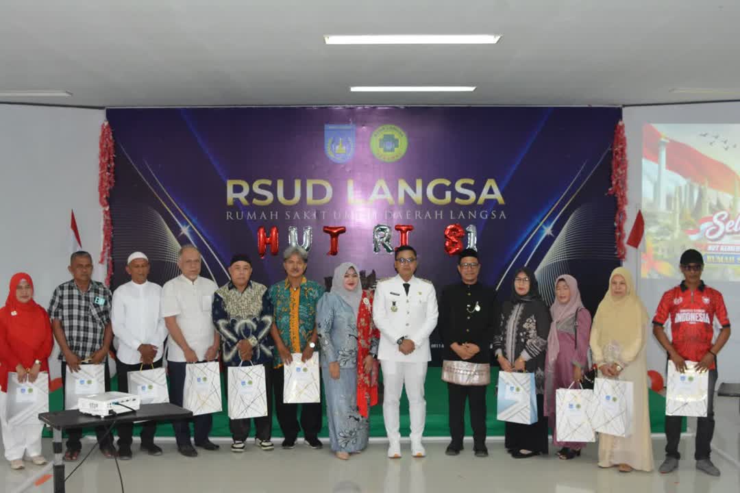 Walikota Langsa Jenguk Bayi Merah Putih dan Launching Inovasi Air Minum RO di RSUD
