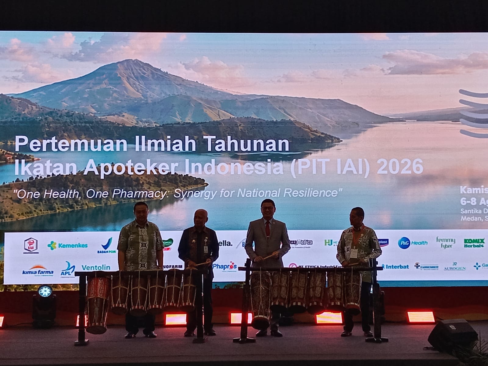 PIT IAI 2026 di Medan, Kepala BPOM RI: Peran Apoteker Sangat Fundamental dalam Ketahanan Kesehatan Nasional
