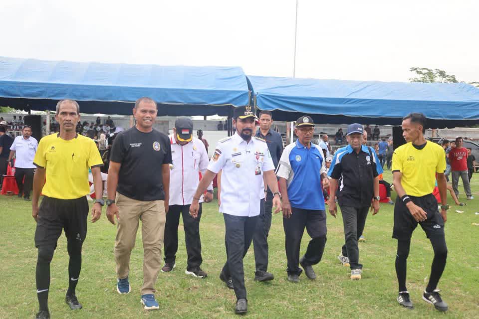 Lewat Garang Kids U-12, Bupati Al- Farlaky Jaring Talenta Muda Atlet Sepak Bola di Aceh Timur