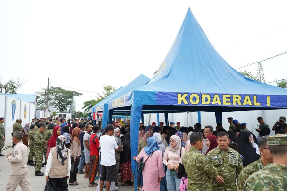 Bazar Murah Kodaeral I Semarakkan Peringatan HUT TNI Ke – 81