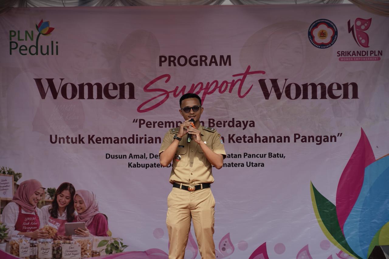 Srikandi PLN UID Sumut Dukung 35 Perempuan Kembangkan Usaha Opak di Desa Suka Raya