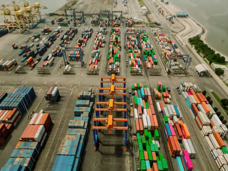 Arus Peti Kemas PMT Belawan dan Kuala Tanjung Tembus 470.419 TEUs Hingga Agustus 2026