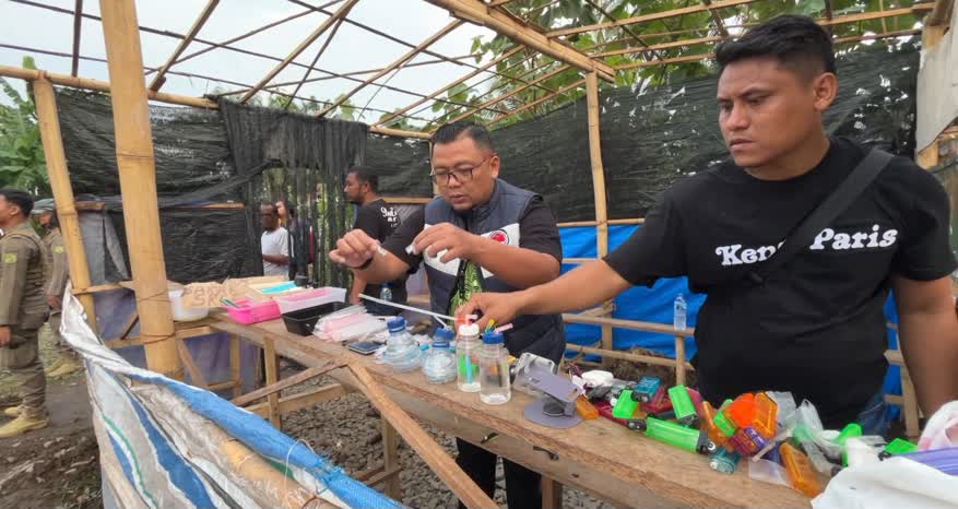 Enam Barak Narkoba di Desa Serba Jadi Dibumihanguskan Polisi