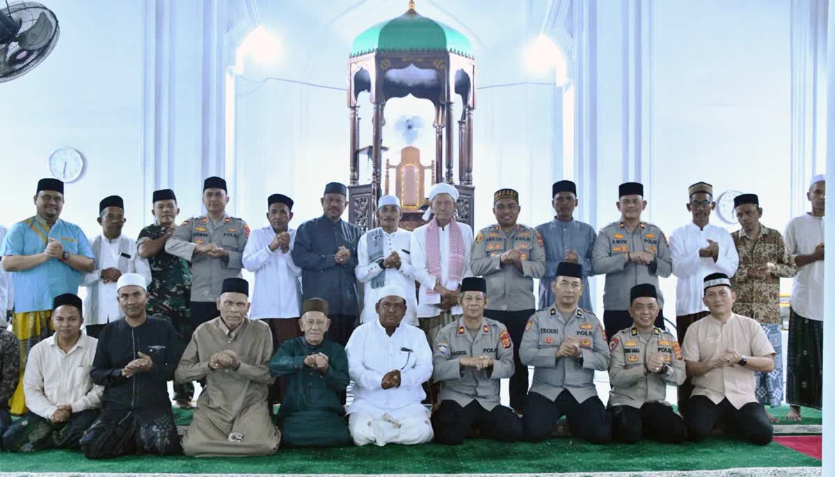 Subuh Keliling, Kapolres Aceh Timur Ajak Warga Perangi Narkoba