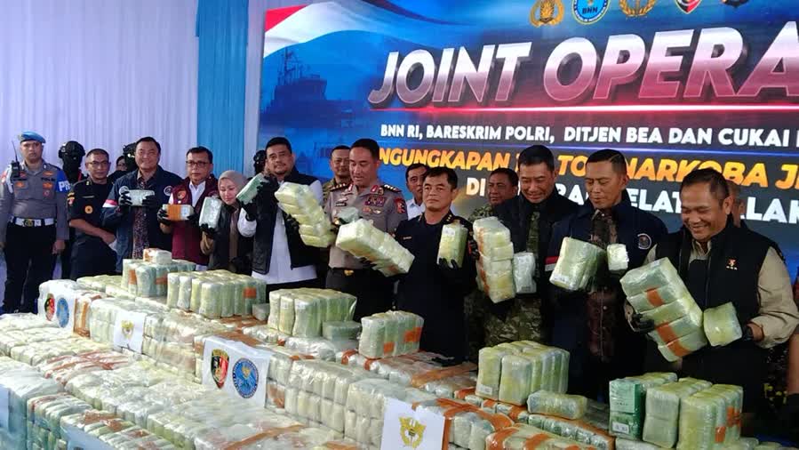 Polri Gagalkan Penyeludupan 1,16 Ton Narkotika Jenis Ketamin HCL dari Kapal Tanker MT Global 168