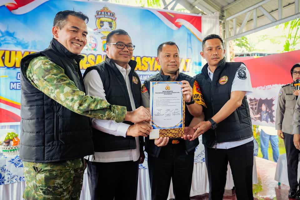 Pemkab Deli Serdang – Polrestabes Medan dan TNI Bersama Warga Deklarasikan Jermal Tolak Narkoba