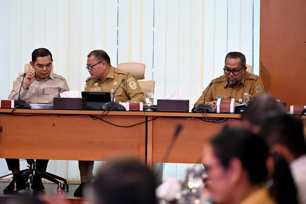 Pemprov dan DPRD Sumut Tuntaskan Evaluasi P-APBD 2026, Pendapatan Daerah Naik Rp 1,29 Triliun