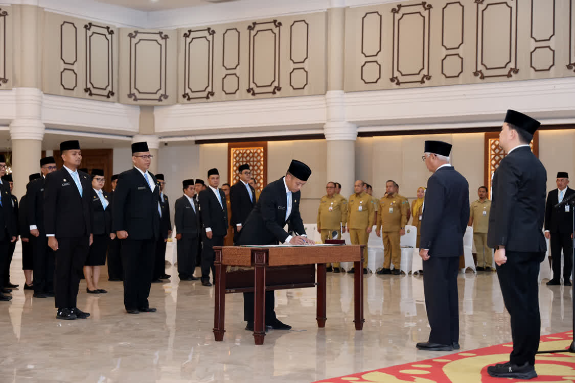 Lantik 188 Pejabat, Wagub Sumut Tekankan Kolaborasi dan Sinergi Dalam Bekerja